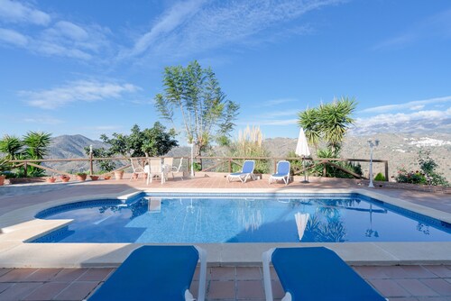 Peaceful Home Cortijo La Rijana with Pool, Terrific Views, Terrace, Wi-Fi