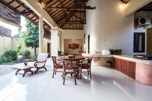7 Bedroom Villa | Living area | LED TV