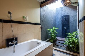 Vila, 3 kamar tidur | Kamar mandi | Handuk, sabun, sampo, dan tisu toilet
