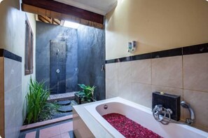 Villa, 2 Bedrooms | Bathroom