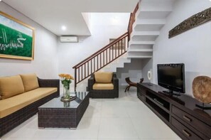 Villa, 3 Bedrooms | Living room