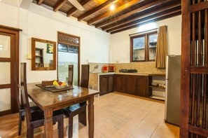 Villa, 2 Bedrooms | Private kitchen