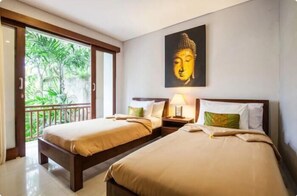 Villa | 7 bedrooms, iron/ironing board, free WiFi, bed sheets - SMV - garden - 7-BR · 7BR Garden Villa Walk to Beach and Shops Legian (Legian)