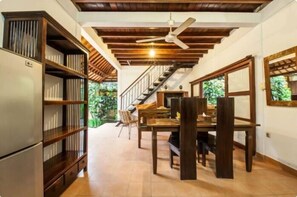 Vila, 5 kamar tidur | Makan di kamar