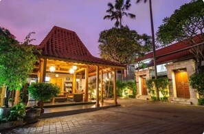 Front of property - evening/night