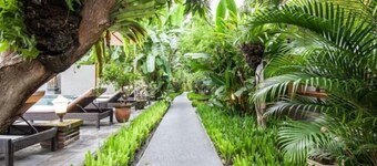 SMV- 2BedGRDN - V4 · 2BR Garden Villa Walk to shops and Beach Legian