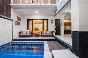 Outdoor pool, pool loungers