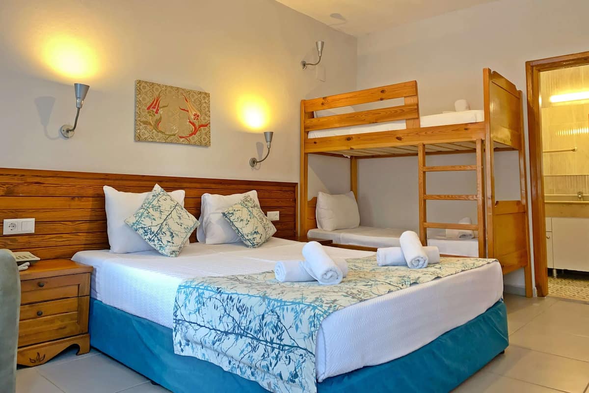 1 chambre, articles gratuits dans le mini-bar, chambres insonorisées