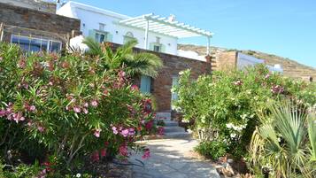 House, 1 Bedroom, Smoking, Terrace | Balcony