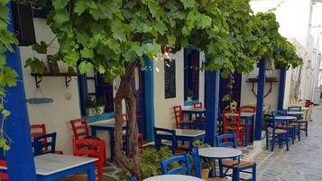 Vila, 2 quartos, sacada, vista para o oceano | Fachada