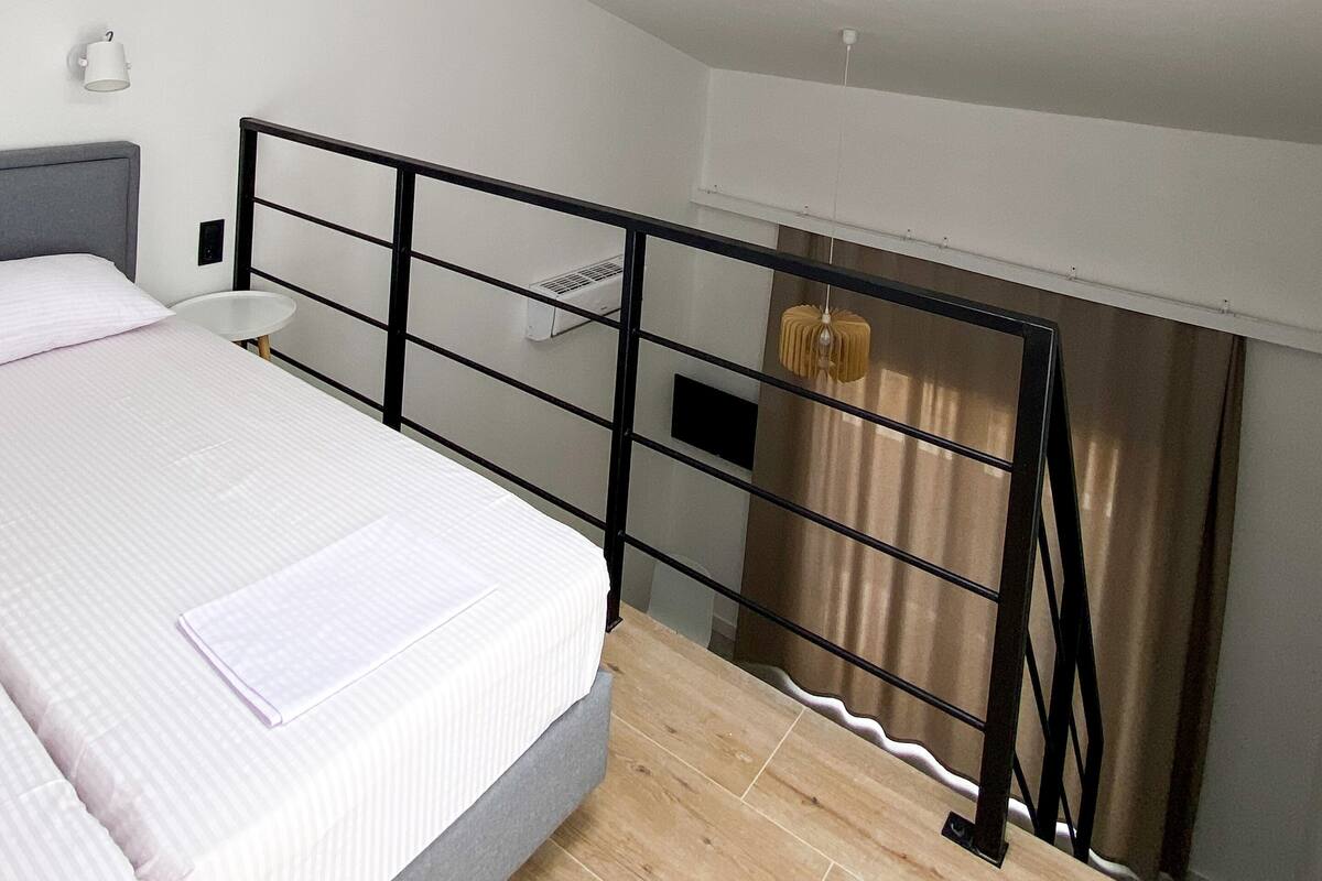 Apartamento de lujo | Ropa de cama de alta calidad, sistema de insonorización, wifi gratis