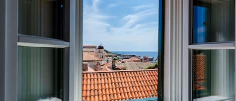 Chambre Double (Deluxe Double Room with City View) | Vue depuis l’hébergement