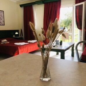 Huone, 1 makuuhuone, tupakointi sallittu, terassi | 1 makuuhuone