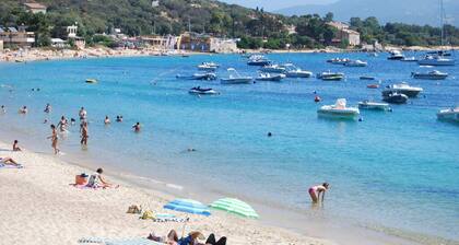 Mini villas F3 avec terrasse et grand jardin Ă  5 minutes des plages