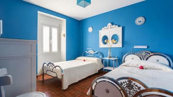 5 habitaciones, tabla de planchar con plancha y wifi gratis