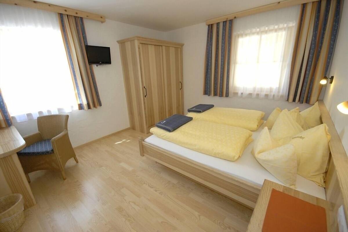 Apartment, 1 Schlafzimmer, Balkon (Scheichenspitz) | 1 Schlafzimmer, Schreibtisch, laptopgeeigneter Arbeitsplatz, Babybetten