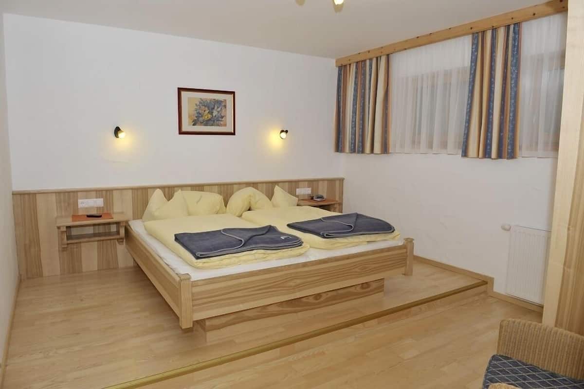 Apartment, 1 Schlafzimmer, Balkon (Planai) | 1 Schlafzimmer, Schreibtisch, laptopgeeigneter Arbeitsplatz, Babybetten