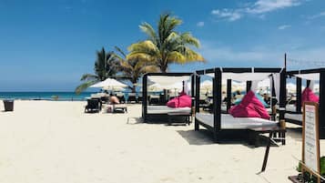 Room, 1 Bedroom, Smoking | Beach