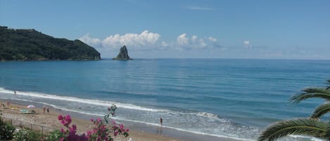 House, 2 Bedrooms, Smoking, Patio | Beach