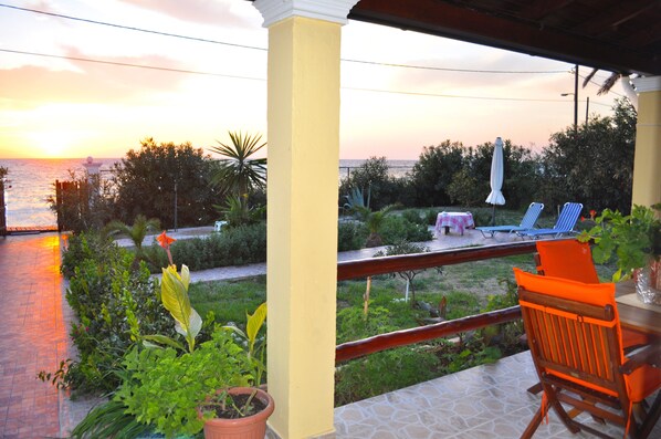 Ferienhaus, 2 Schlafzimmer, Raucher, Balkon | Grill-/Picknickplatz