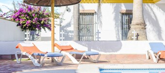 Charming Villanueva 3 House with Private Pool, Terrace, Garden & Wi-Fi