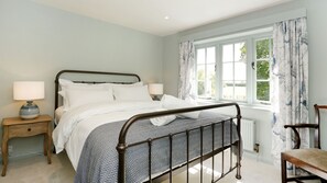 Traditional Cottage, 6 Bedrooms | 6 bedrooms, premium bedding, individually decorated - Pair of Secluded Rural Cottages near Oxford (Witney)