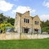 Romantic Retreat with Glorious Cotswold Views