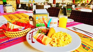 บ้านพัก, 1 ห้องนอน, ระเบียง, วิวเมือง | ร้านอาหาร