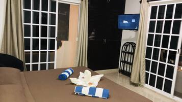 House, 1 Bedroom, Balcony, City View | 1 bedroom