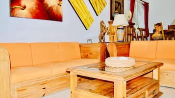 Room, 2 Bedrooms, Balcony, Garden View | Living room