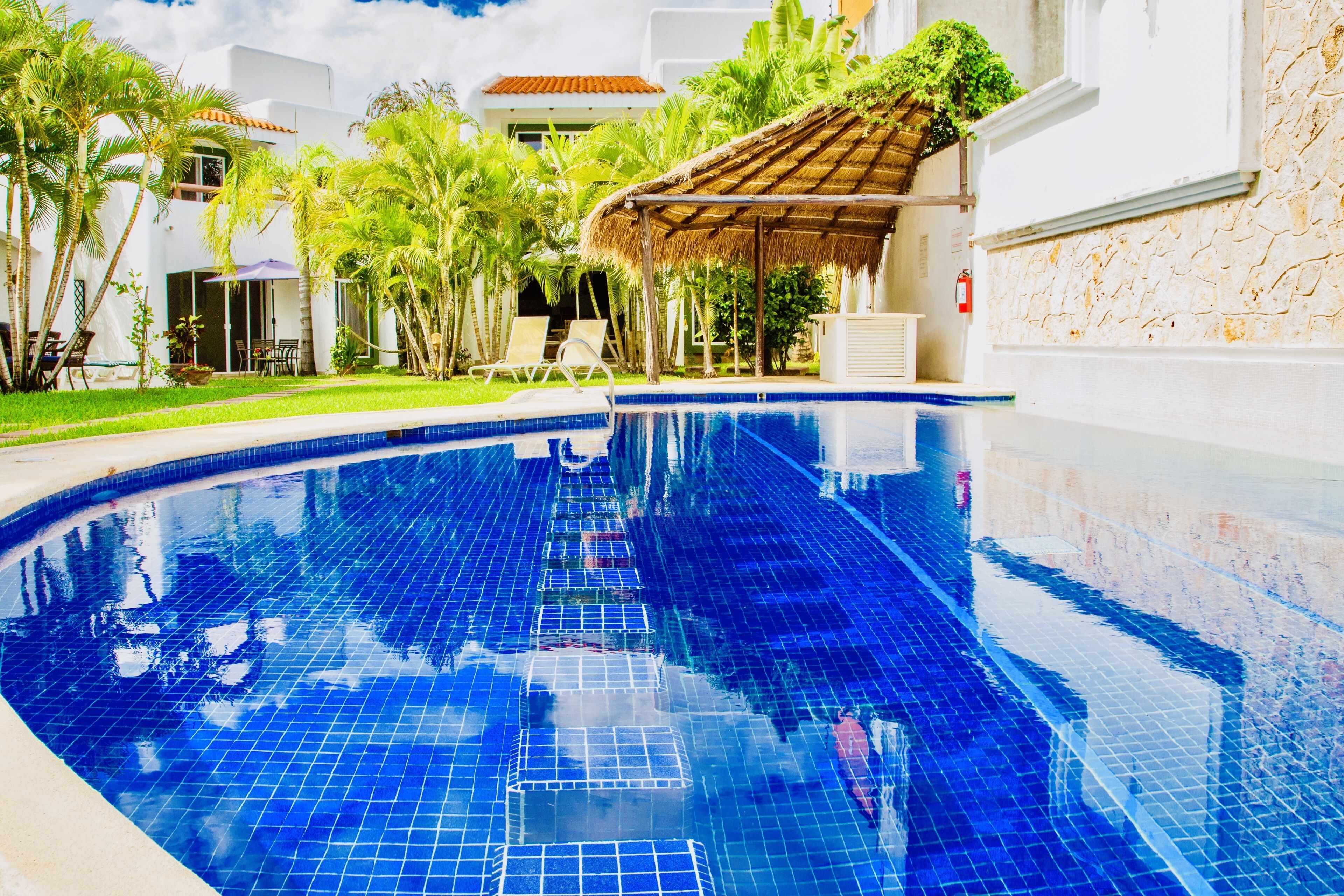Photo - Deluxe Family Comfort Balcony Room with Pool Playacar Ii