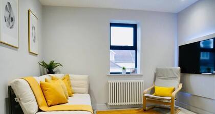 ⭐⭐⭐⭐⭐ Schöne brandneue Wohnung in der Nähe von BEACH + Netflix, Bournemouth & Poole