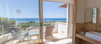 Stunning villa with pool & sea view – Villa Maitreya