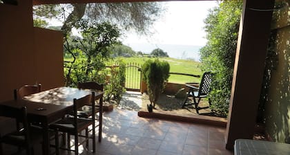 Maison de vacances Ă seulement 30 mĂštres de la mer - Casa Accu est Prezzus G