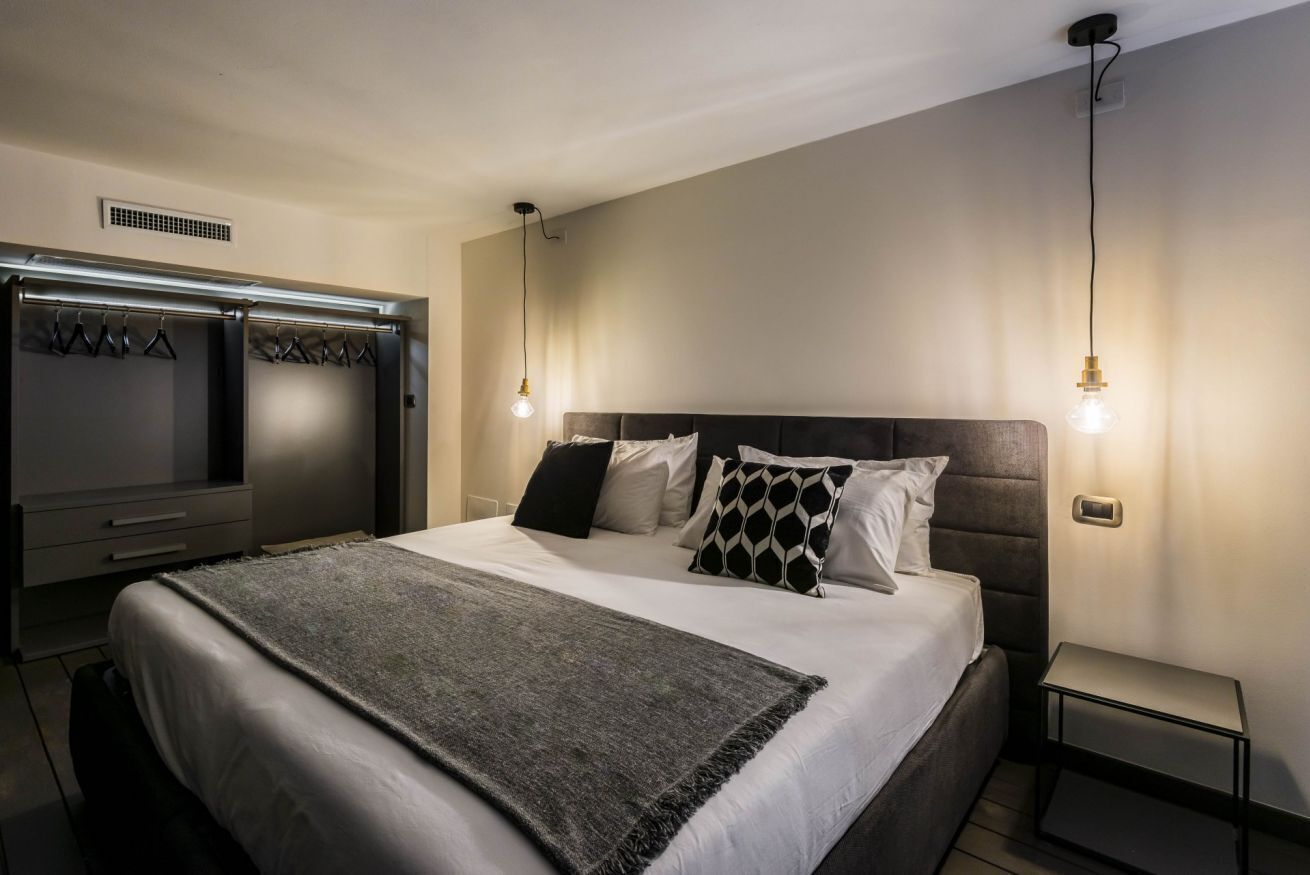 2 多间卧室、WiFi