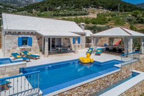 Pool - Villa Blue Sky (Bol)