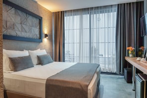 Deluxe Room, 1 King Bed (-1 Basement floor) | Egyptiska bomullslakan och sängtillbehör av högsta kvalitet