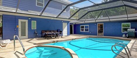 Piscine extérieure, piscine chauffée