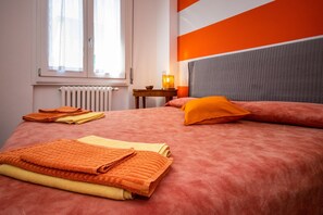1 bedroom, iron/ironing board, free WiFi, bed sheets - A few steps from Lake Garda - Orange Apartment 017170-BEB-00022 (Salo)
