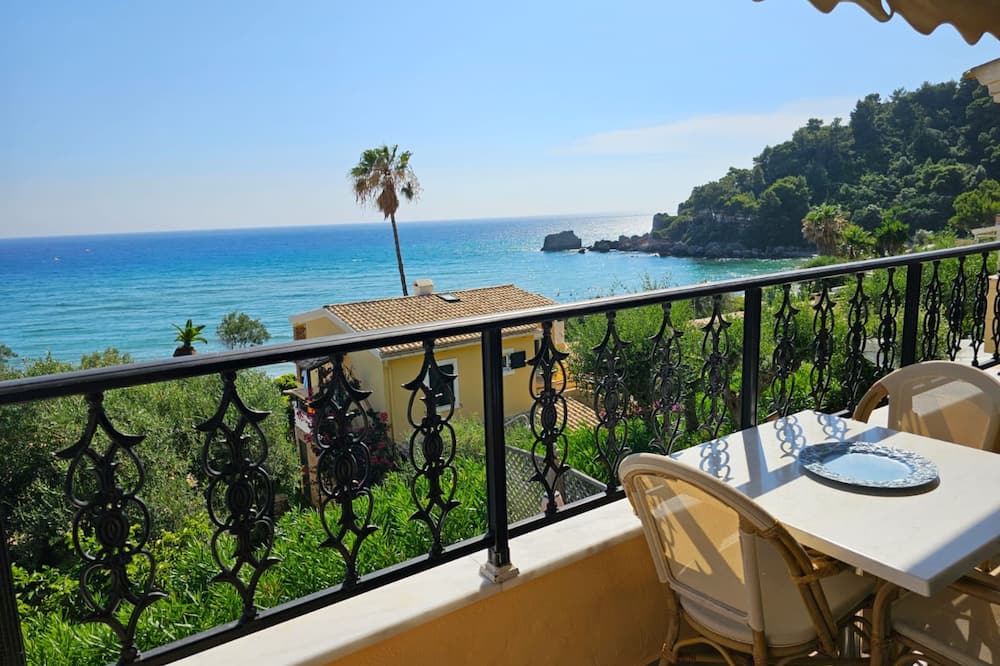 Corfu Glyfada Menigos Resort 40