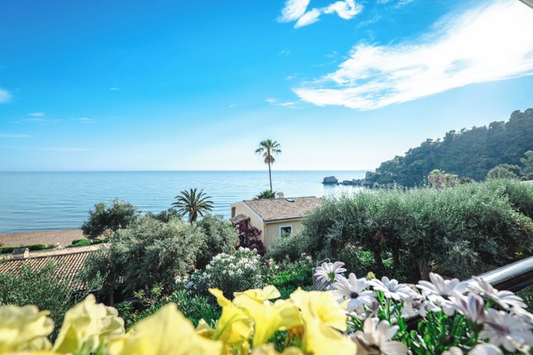 Apartment, 1 Bedroom, Smoking, Balcony | Garden