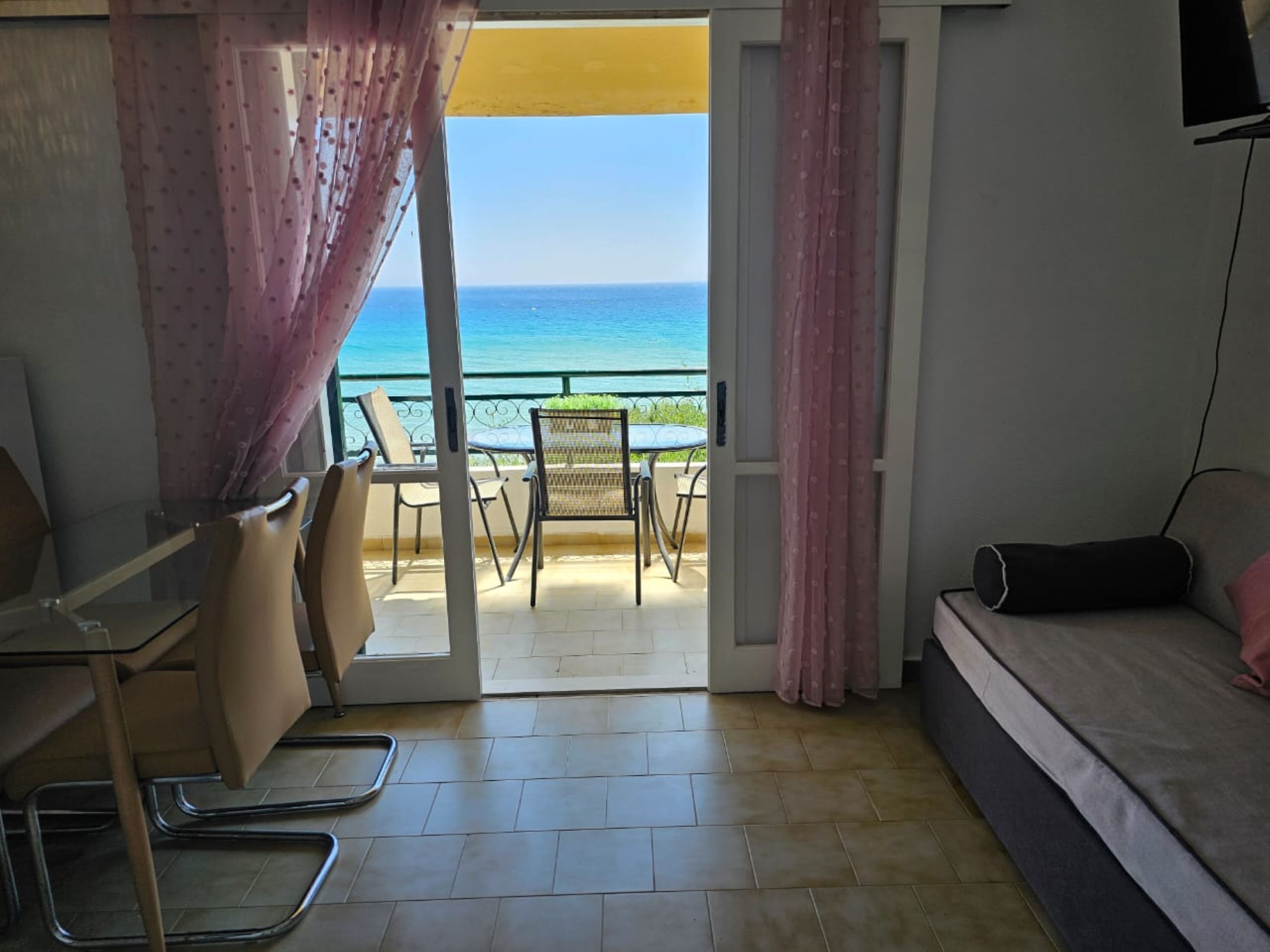 Apartment, 1 Bedroom, Smoking, Balcony | Interior