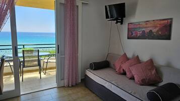 Apartment, 1 Bedroom, Smoking, Balcony