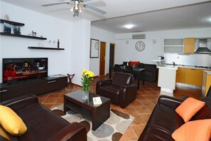 House (One Bedroom Apartment with Terrace) | Living room