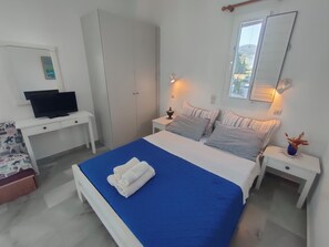 Apartment, 2 Bedrooms, Smoking, Balcony | 2 bedrooms, bed sheets - Kiki's Dream Refurbished Apartment With a Bacony and sea Views (Paros)