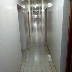 Hallway - Choices Highway Lodge (Nakuru)