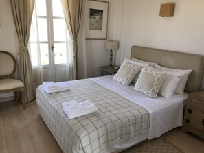 Villa, 3 Bedrooms, Smoking, Balcony