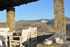 Villa, 3 Bedrooms, Smoking, Balcony | Outdoor dining - The Hill Top Cottage House In Kea (Kea)