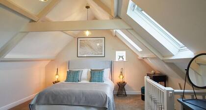 Host & Stay | Middle Farmhouse