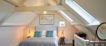 Host & Stay | Middle Farmhouse
